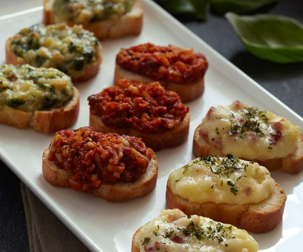 CAN120-Frank-Dale-Mini-Italian-Crostini-Selection