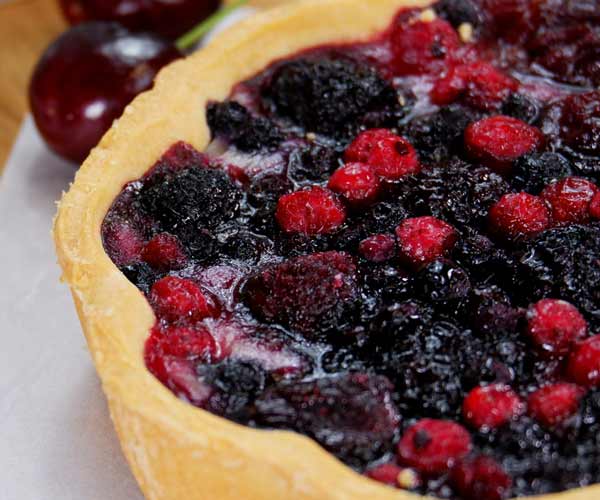 FPONST005-Frank-Dale-Online-6-Vegan-Woodland-Berry-&-Sable-Crust-Tart