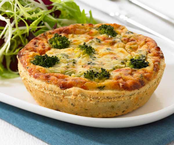 IQ28-Frank-Dale-4''-Ind-Stilton-&-Broccoli-Quiches